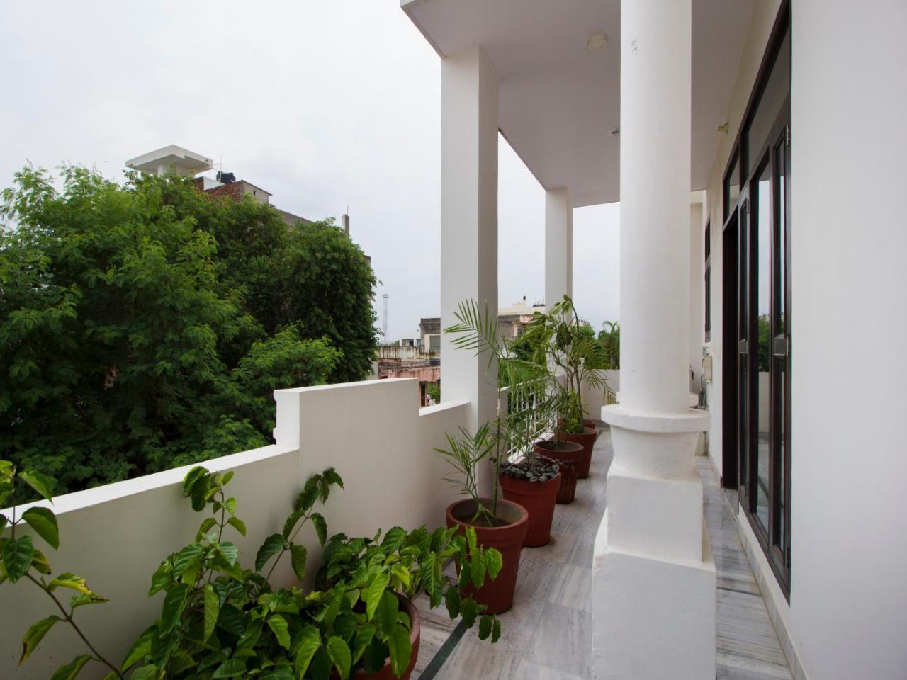 Fabhotel Jaipur Villa Extérieur photo